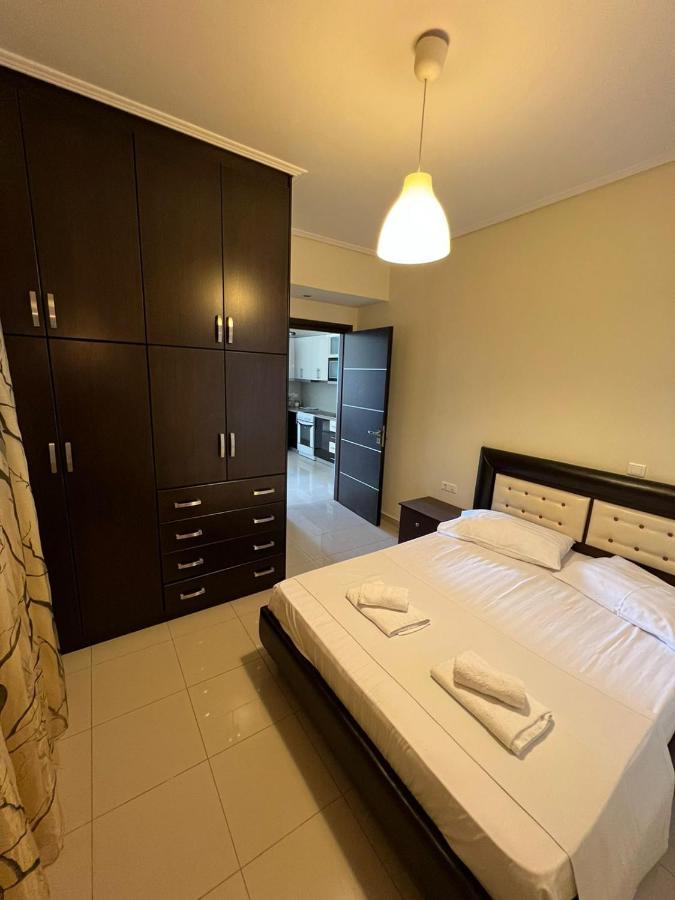Adam Apartments Саранде Екстериор снимка