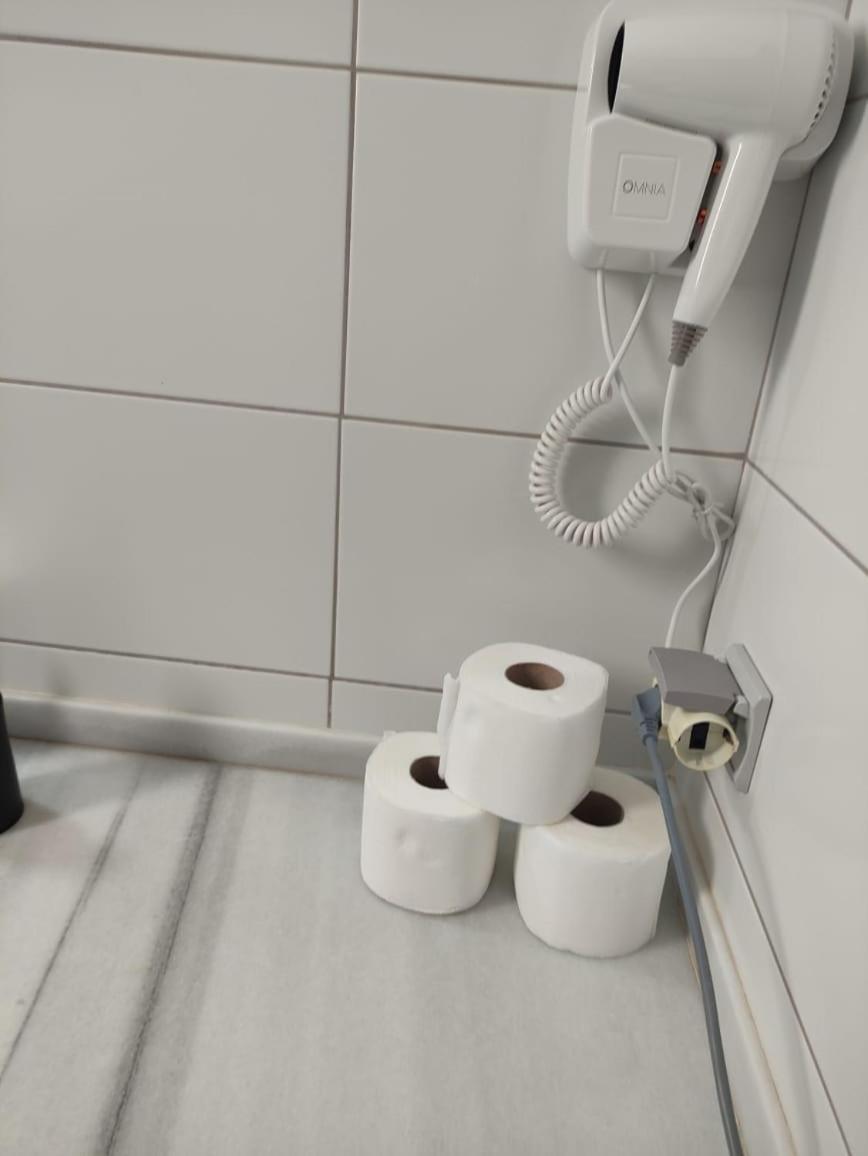Adam Apartments Саранде Екстериор снимка
