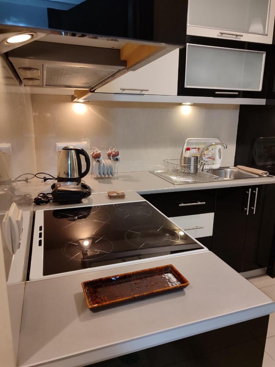 Adam Apartments Саранде Екстериор снимка